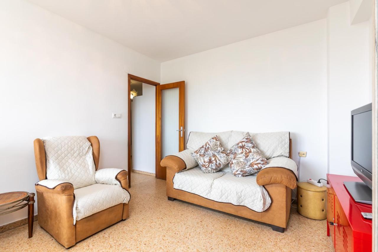 Isola Beachside Apartment Валенсия Экстерьер фото